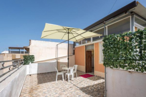 Monolocale Con Terrazzo
